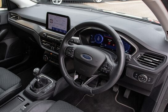 Ford Focus TITANIUM X EDITION MHEV