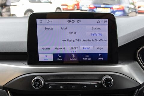 Ford Focus TITANIUM X EDITION MHEV 22