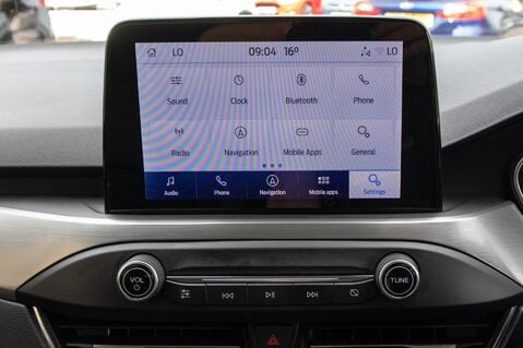 Ford Focus TITANIUM X EDITION MHEV 26