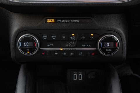 Ford Focus TITANIUM X EDITION MHEV 31