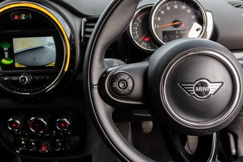 Mini Clubman COOPER CLASSIC 19