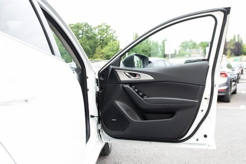Mazda 3 SPORT BLACK 14