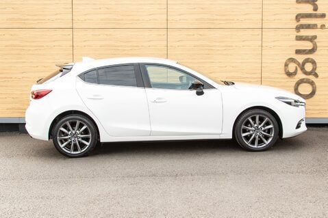 Mazda 3 SPORT BLACK 12