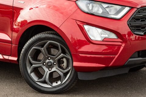 Ford Ecosport ST-LINE 11