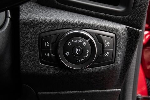 Ford Ecosport ST-LINE 16