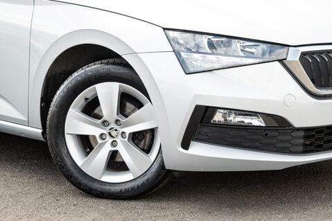 Skoda Scala SE TSI DSG 11