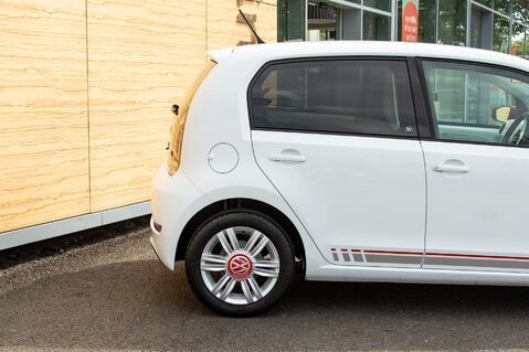 Volkswagen Up UP BY BEATS 7