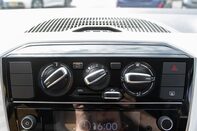 Volkswagen Up UP BY BEATS 28
