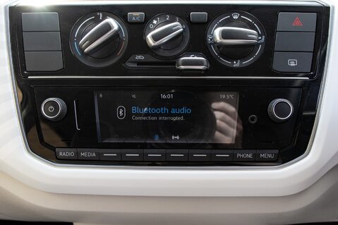 Volkswagen Up UP BY BEATS 23
