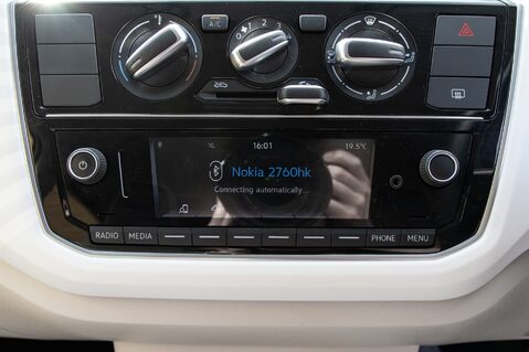 Volkswagen Up UP BY BEATS 24
