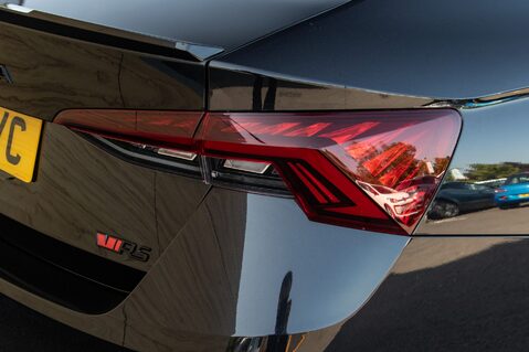 Skoda Octavia VRS TSI DSG 9