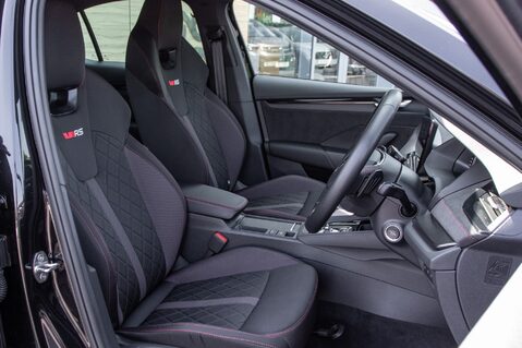 Skoda Octavia VRS TSI DSG 34