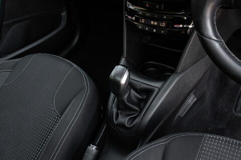 Peugeot 208 S/S TECH EDITION 33