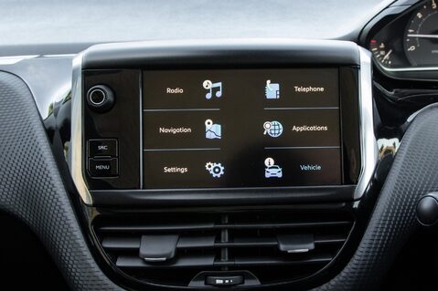 Peugeot 208 S/S TECH EDITION 22