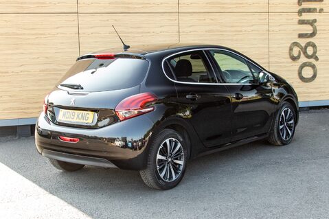 Peugeot 208 S/S TECH EDITION 2