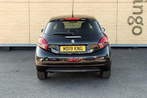 Peugeot 208 S/S TECH EDITION 6
