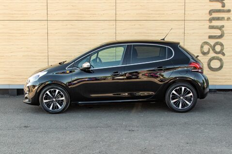 Peugeot 208 S/S TECH EDITION 13