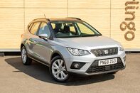 SEAT Arona TSI SE TECHNOLOGY 1