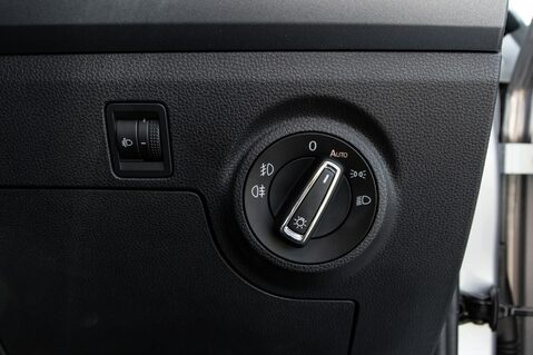 SEAT Arona TSI SE TECHNOLOGY 16