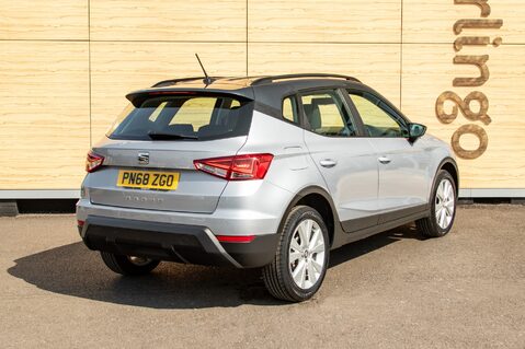 SEAT Arona TSI SE TECHNOLOGY 2