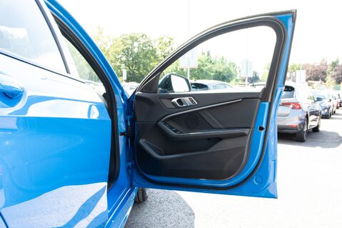 BMW 1 Series 118D M SPORT 14