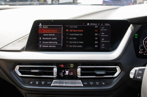 BMW 1 Series 118D M SPORT 23