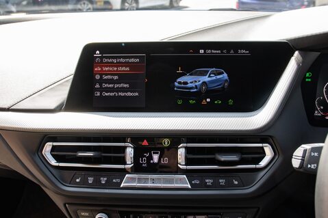 BMW 1 Series 118D M SPORT 26