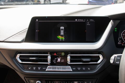 BMW 1 Series 118D M SPORT 28