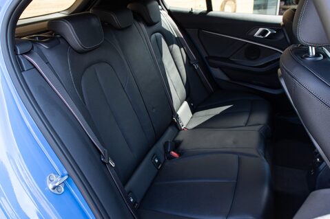 BMW 1 Series 118D M SPORT 32