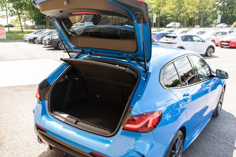 BMW 1 Series 118D M SPORT 33
