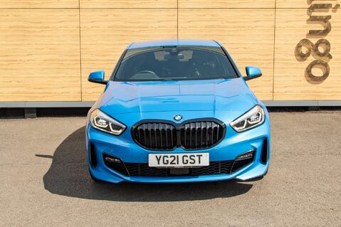 BMW 1 Series 118D M SPORT 5