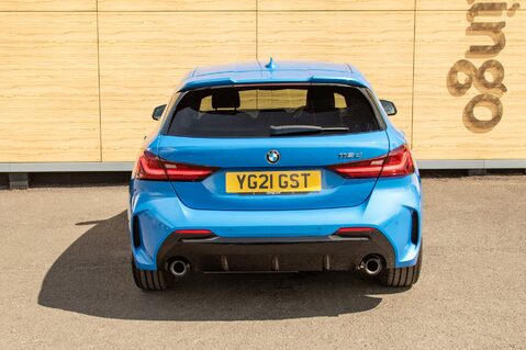 BMW 1 Series 118D M SPORT 6