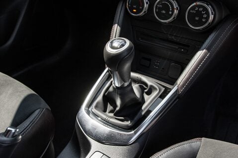 Mazda 2 GT SPORT NAV PLUS 32