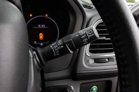 Honda HR-V I-VTEC SE 18