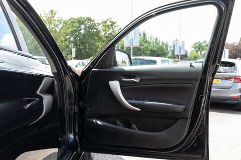 BMW 1 Series 116D SE BUSINESS 14