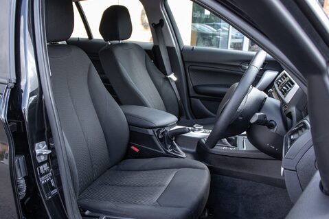 BMW 1 Series 116D SE BUSINESS 29