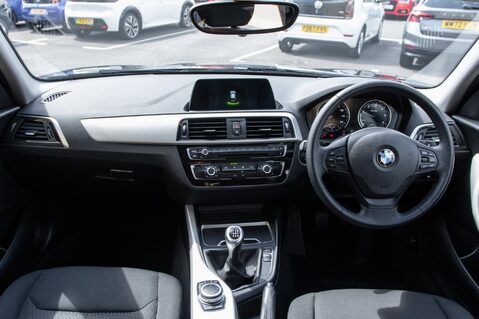 BMW 1 Series 116D SE BUSINESS 3