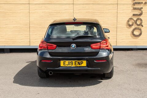 BMW 1 Series 116D SE BUSINESS 6