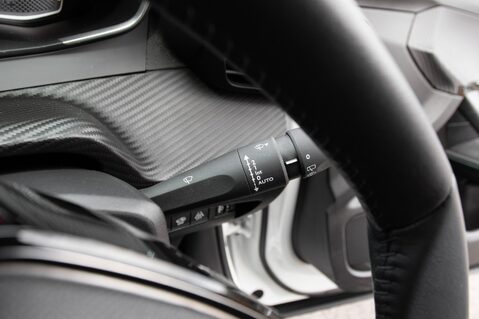 Peugeot 2008 PURETECH S/S ALLURE 18