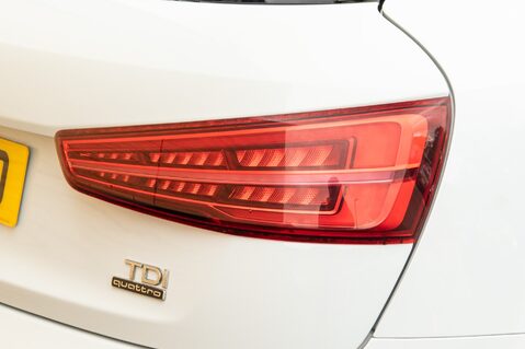 Audi Q3 TDI QUATTRO S LINE PLUS 9