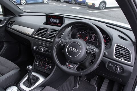 Audi Q3 TDI QUATTRO S LINE PLUS 4