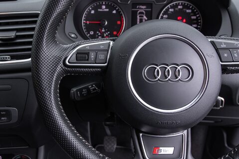 Audi Q3 TDI QUATTRO S LINE PLUS 19