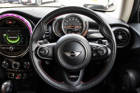 Mini Hatch COOPER S 21