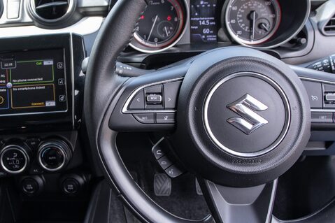 Suzuki Swift SZ5 DUALJET ALLGRIP SHVS MHEV 19