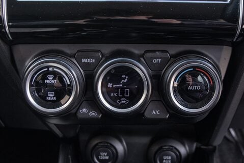Suzuki Swift SZ5 DUALJET ALLGRIP SHVS MHEV 32