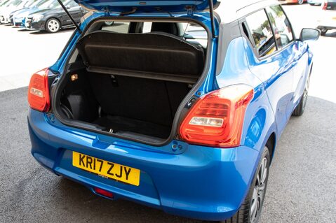 Suzuki Swift SZ5 DUALJET ALLGRIP SHVS MHEV 34