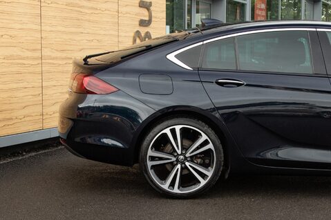 Vauxhall Insignia ELITE NAV 7