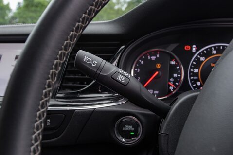 Vauxhall Insignia ELITE NAV 17
