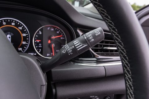 Vauxhall Insignia ELITE NAV 18