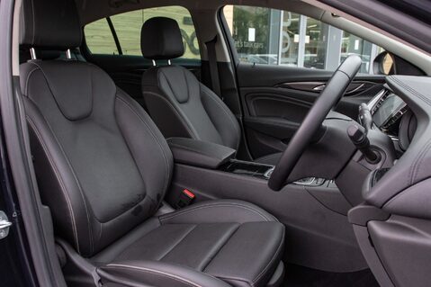Vauxhall Insignia ELITE NAV 32